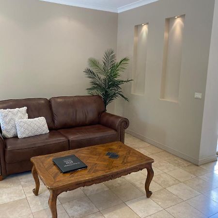 Acacia Terraces Aparthotel เอชูกา ภายนอก รูปภาพ
